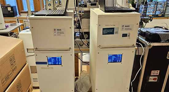 Neutral-cluster-and Air-Ion-Spectrometer