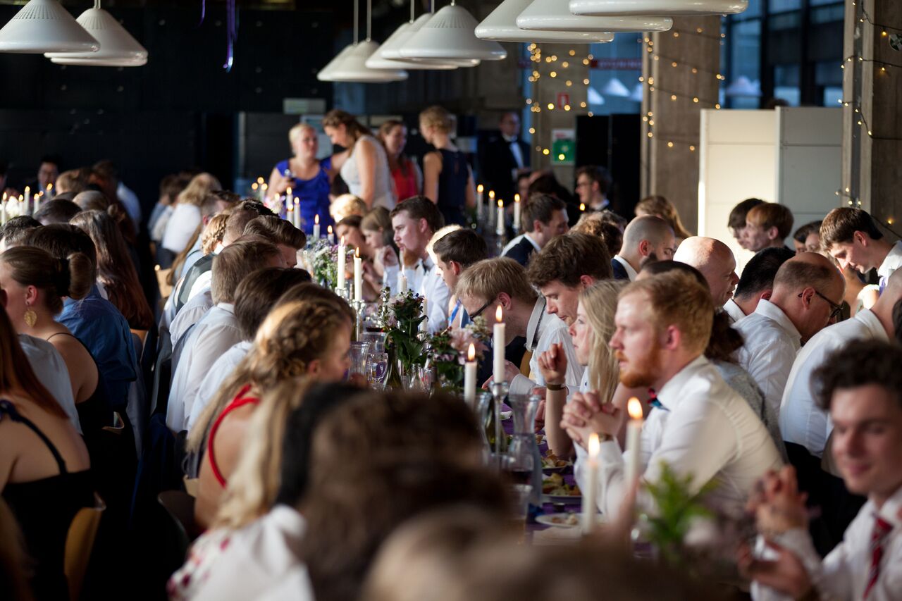 Dinner at the annual gala ball of the Department of Chemistry, UCPH 2017.