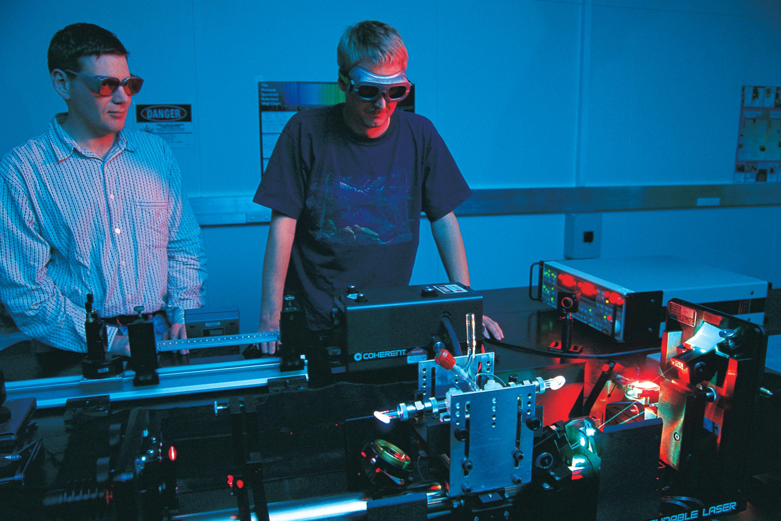 Henrik and Daryl in the laser lab, 2003.